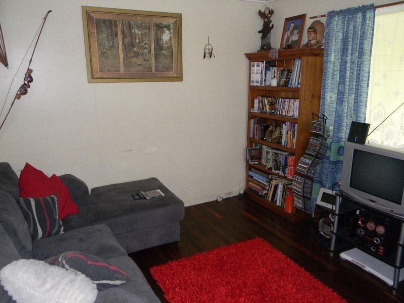 11 West Street, Bowen QLD 4805