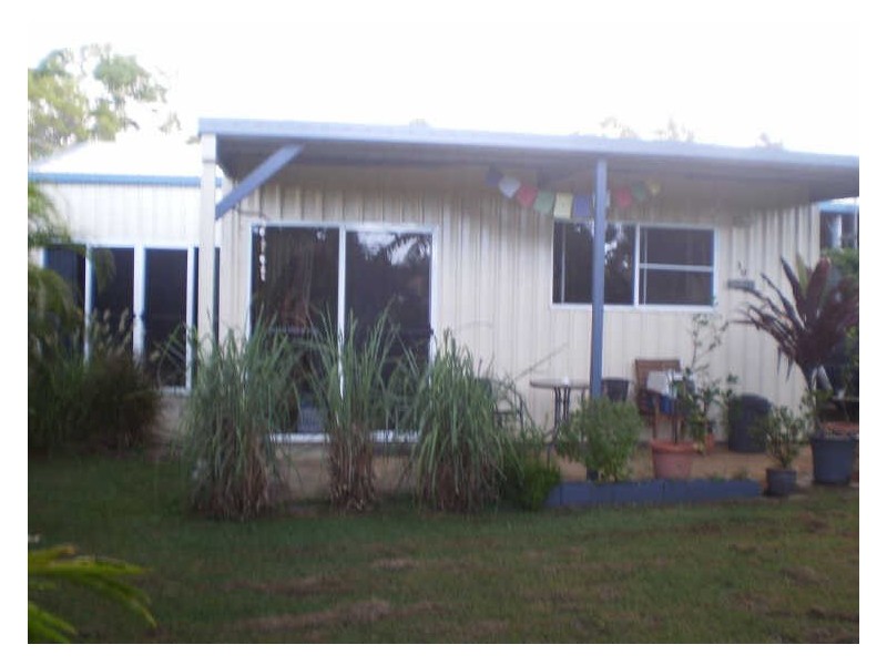 39 Pitcain Avenue, Brisk Bay, Bowen QLD 4805