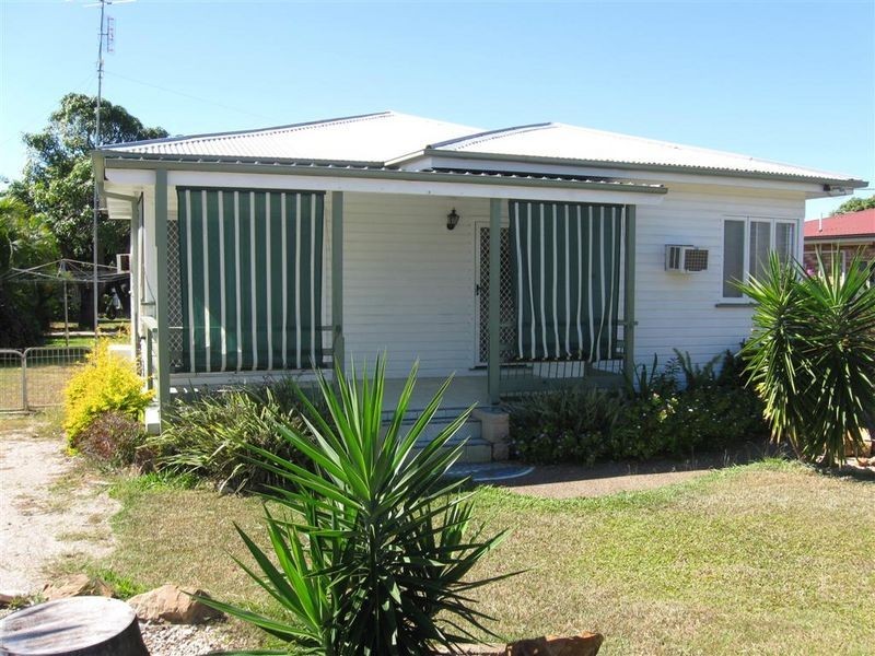 16 Field Street, Bowen QLD 4805