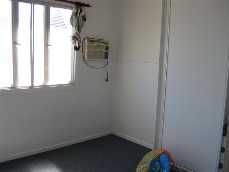 16 Field Street, Bowen QLD 4805