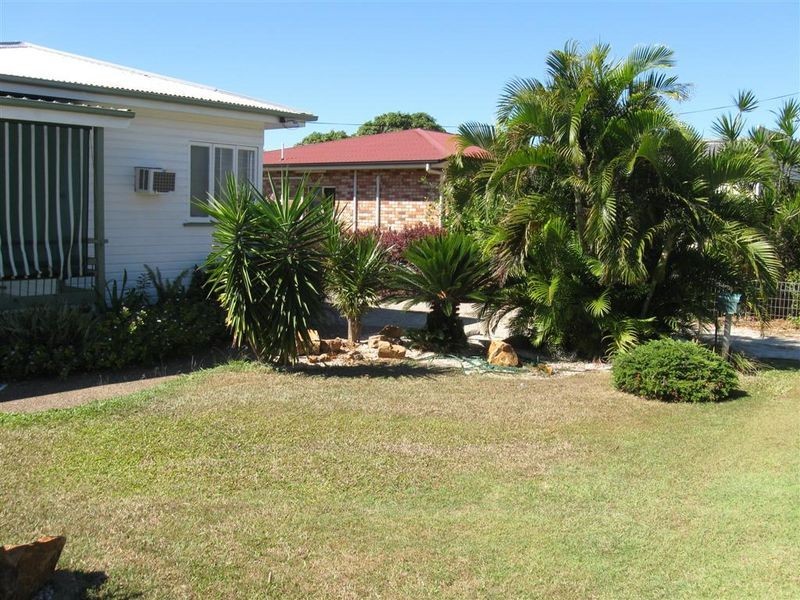 16 Field Street, Bowen QLD 4805