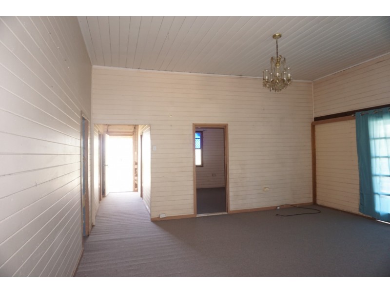 56 Gordon Street, Bowen QLD 4805
