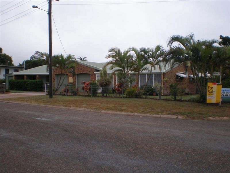 2A Verna Street, Bowen QLD 4805