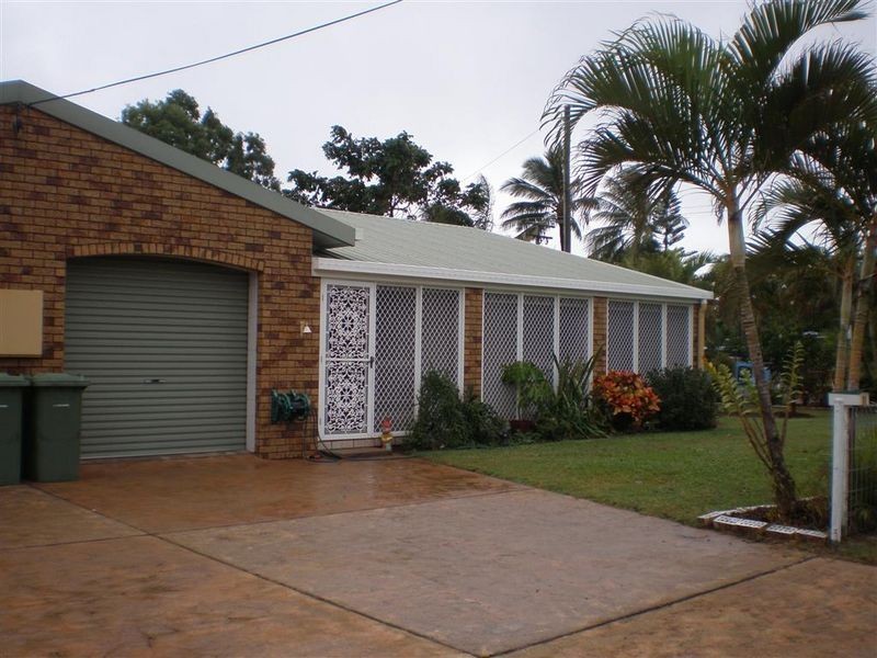 2A Verna Street, Bowen QLD 4805