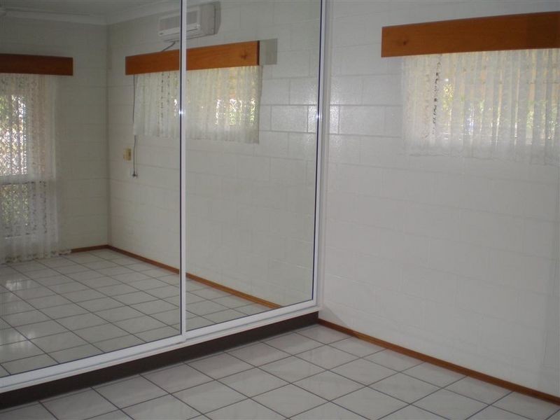 2A Verna Street, Bowen QLD 4805