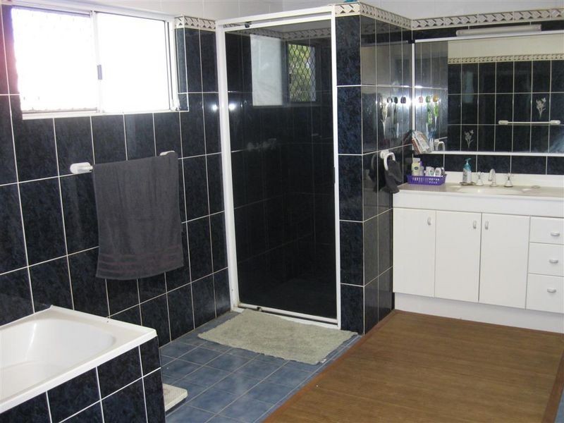 3 Oak Crescent, Bowen QLD 4805