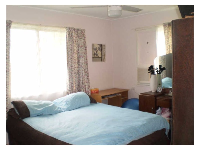 26 Thomas Street, Bowen QLD 4805