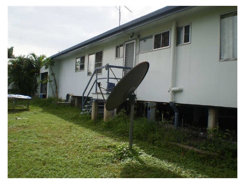 26 Thomas Street, Bowen QLD 4805