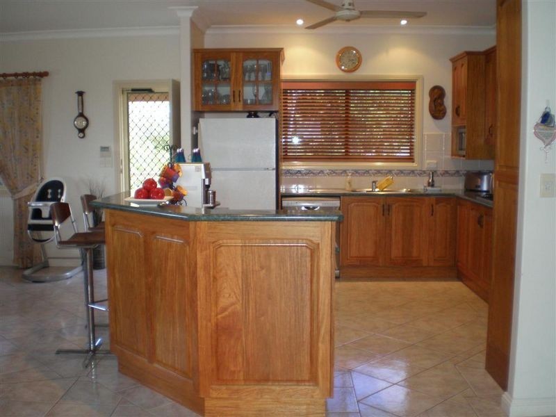 27 Africandar Road, Bowen QLD 4805