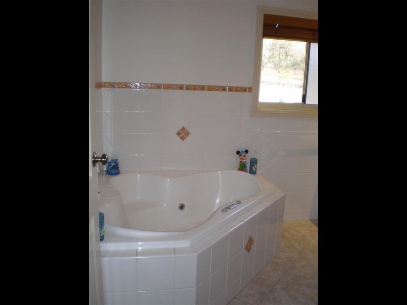 27 Africandar Road, Bowen QLD 4805