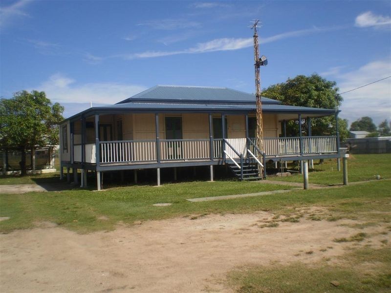 35 Dalrymple Street, Bowen QLD 4805