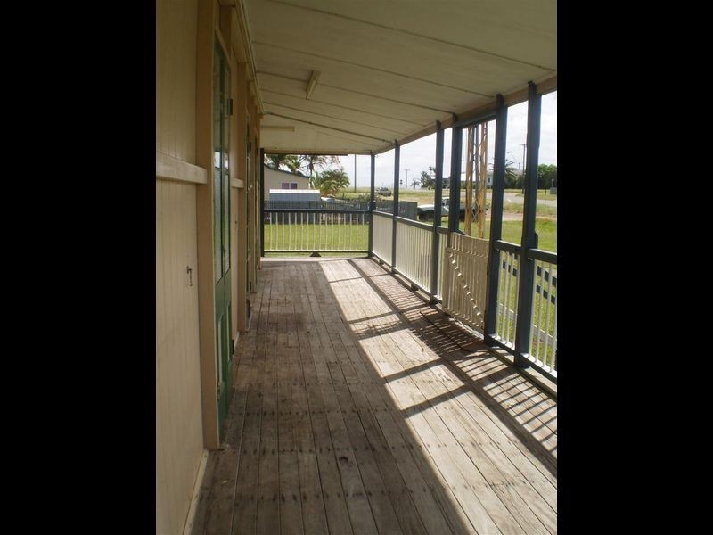 35 Dalrymple Street, Bowen QLD 4805