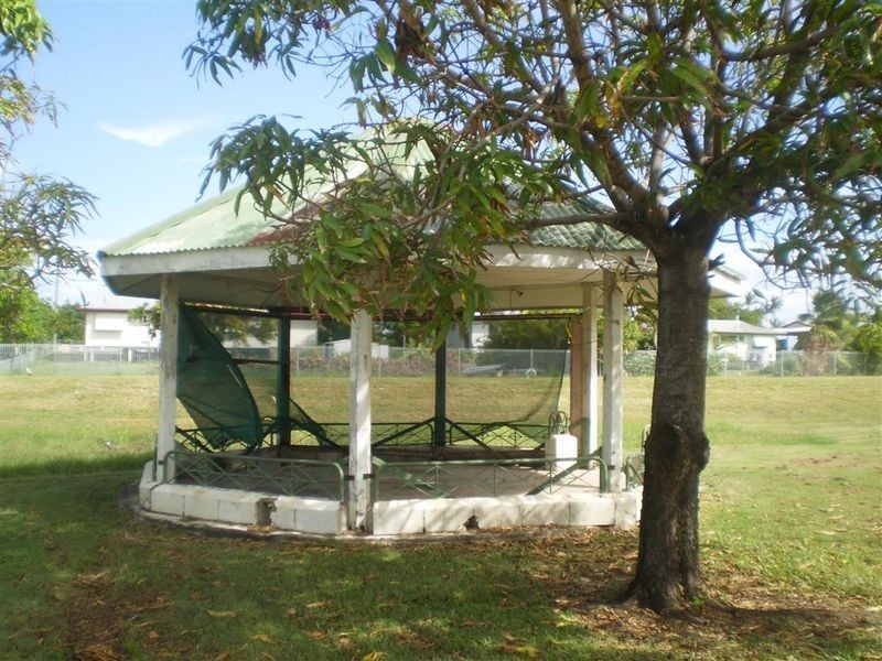 35 Dalrymple Street, Bowen QLD 4805