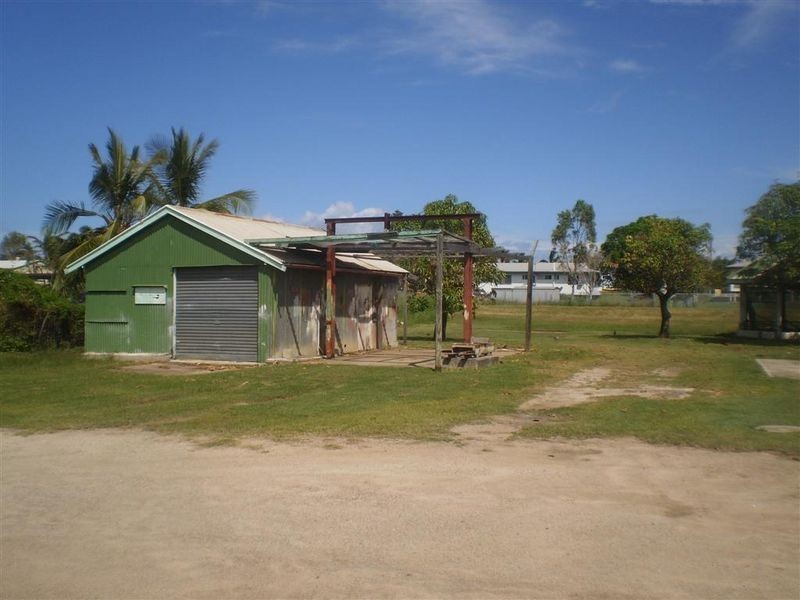 35 Dalrymple Street, Bowen QLD 4805