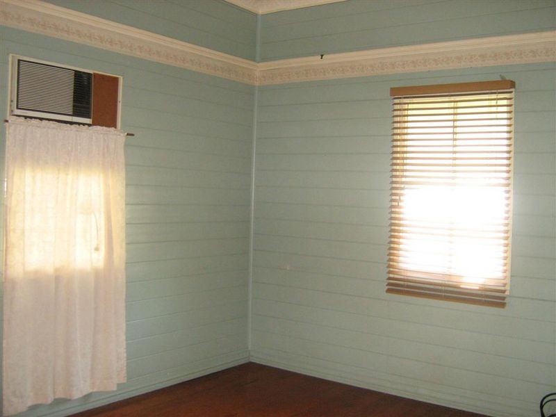 82 Herbert Street, Bowen QLD 4805