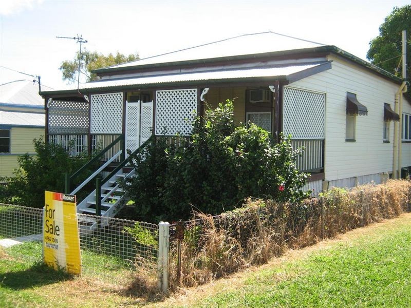 82 Herbert Street, Bowen QLD 4805