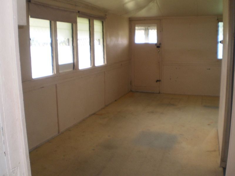 37 Bergyl Street, Bowen QLD 4805