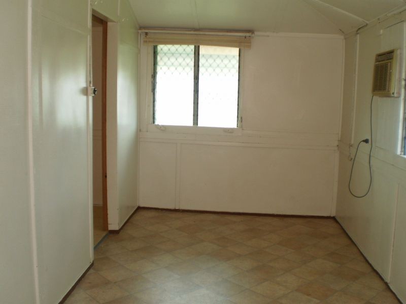 37 Bergyl Street, Bowen QLD 4805