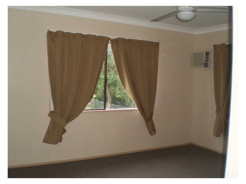 25 Gilbert Street, Bowen QLD 4805