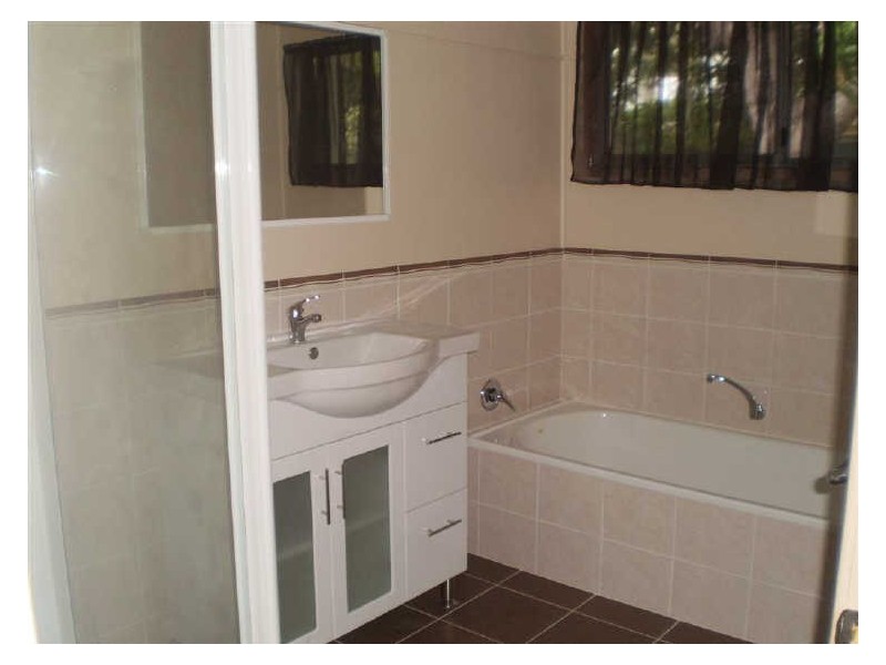 25 Gilbert Street, Bowen QLD 4805