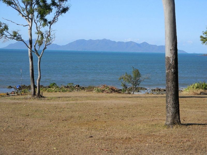 72 Whyte Avenue, Bowen QLD 4805