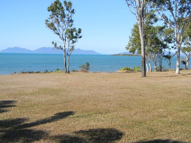 72 Whyte Avenue, Bowen QLD 4805