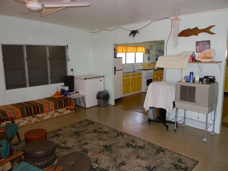 72 Whyte Avenue, Bowen QLD 4805