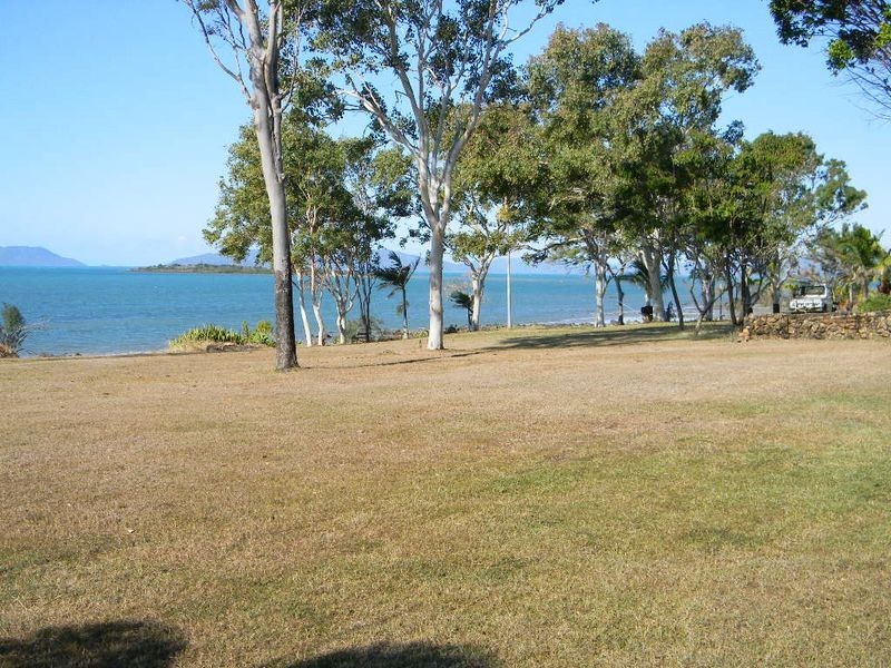 72 Whyte Avenue, Bowen QLD 4805