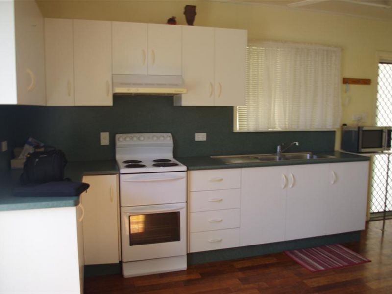 7 Richmond Road, Bowen QLD 4805