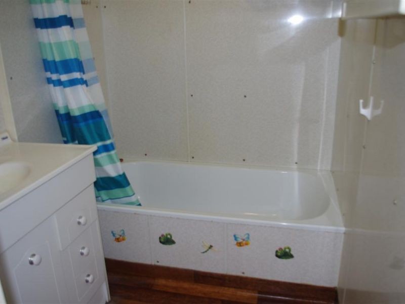 7 Richmond Road, Bowen QLD 4805