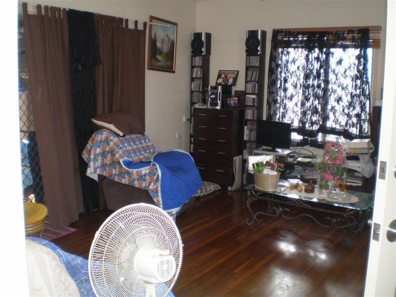 9 Murray Avenue, Bowen QLD 4805