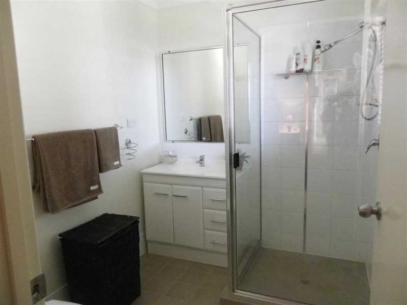 2B Summer Place, Bowen QLD 4805