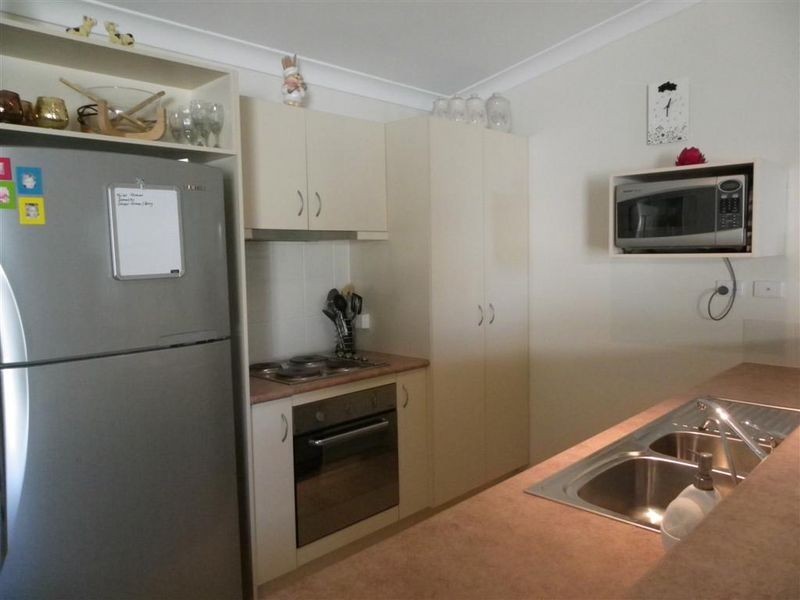 2B Summer Place, Bowen QLD 4805