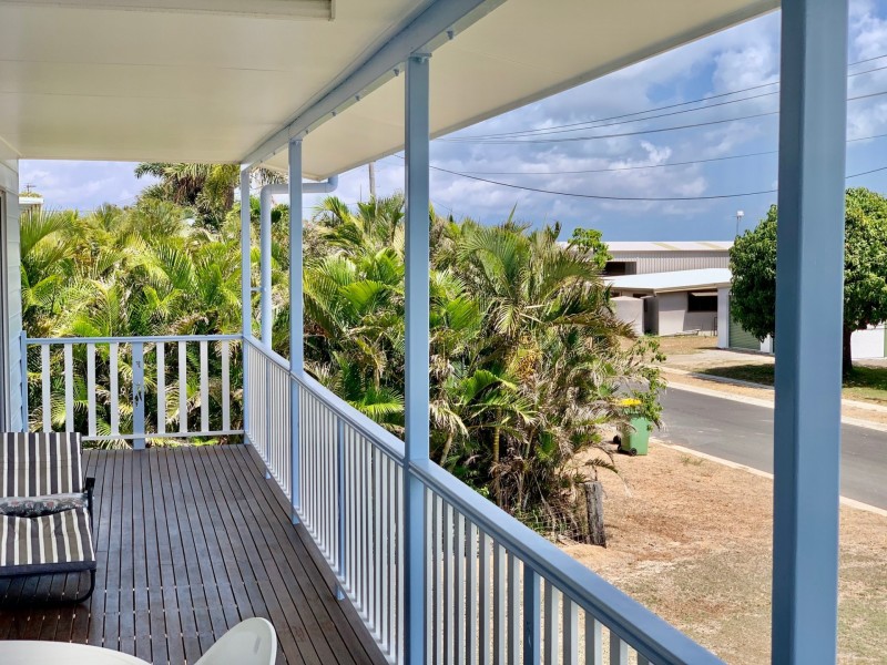 65 Whyte Avenue, Bowen QLD 4805