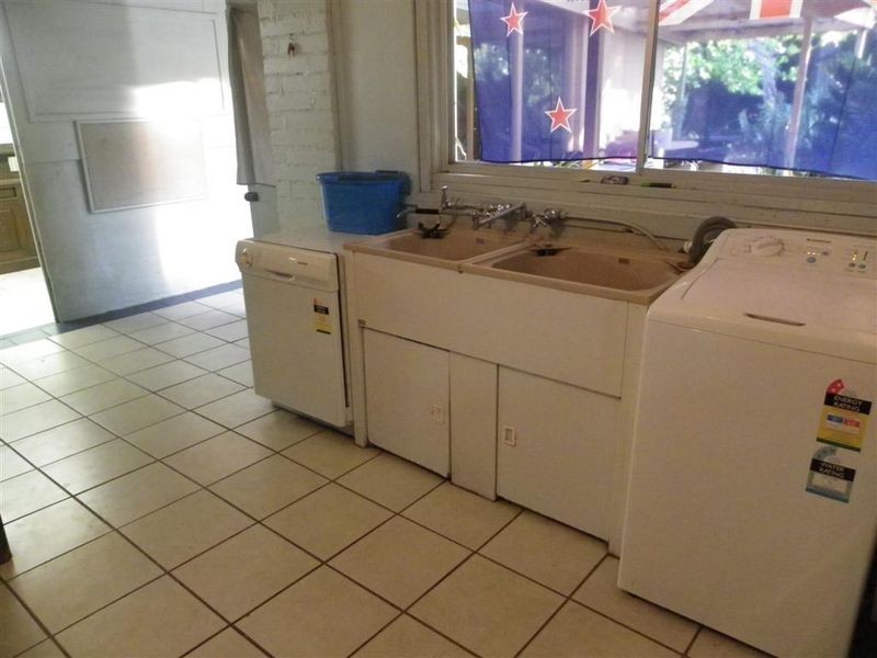 71 Golf Links Road, Bowen QLD 4805