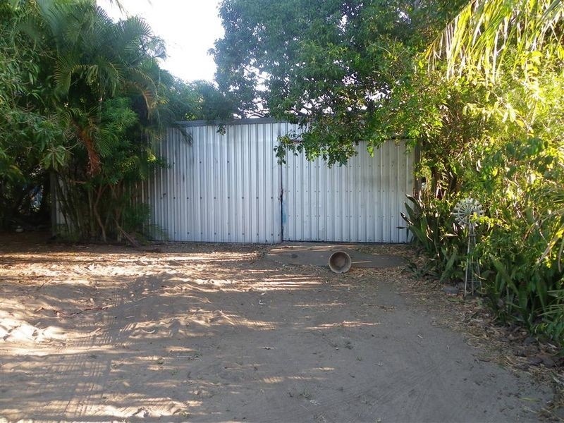 71 Golf Links Road, Bowen QLD 4805