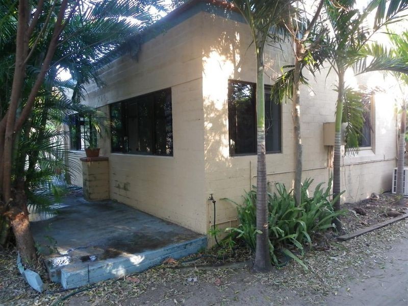 71 Golf Links Road, Bowen QLD 4805