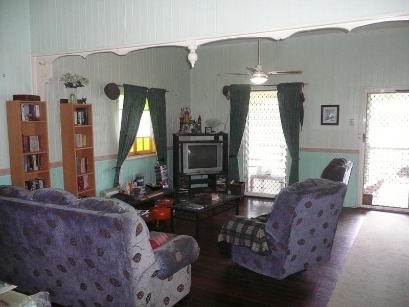 17 Powell Street, Bowen QLD 4805