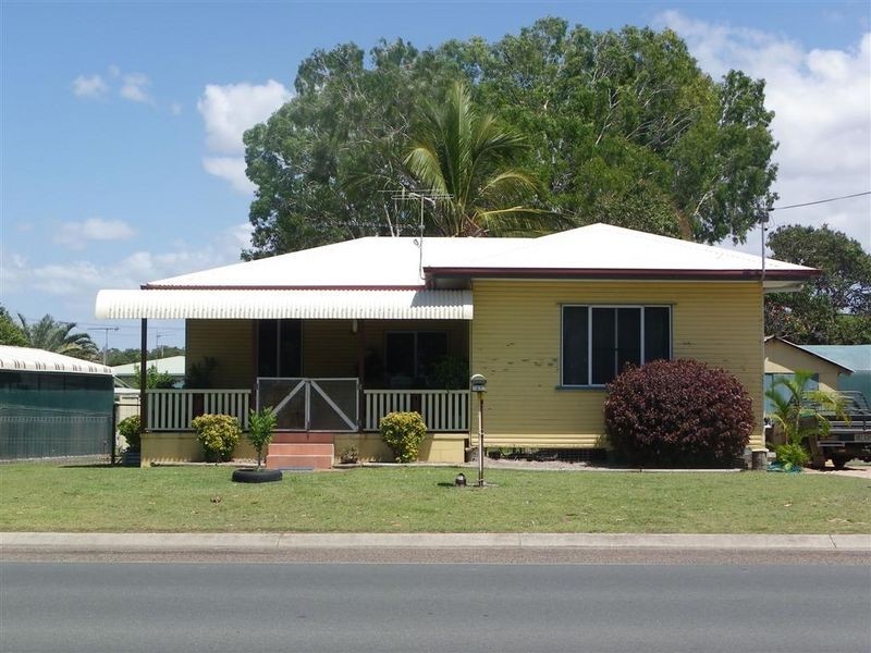 27 Golf Links Road, Bowen QLD 4805