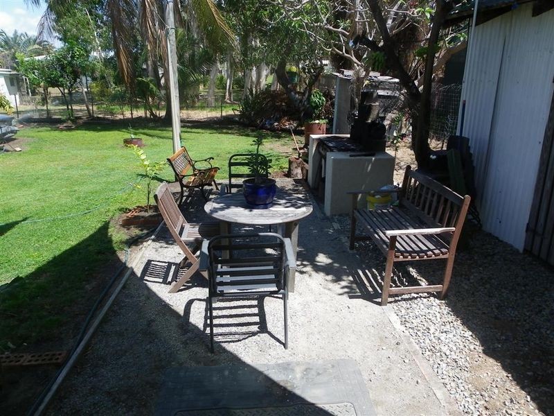 27 Golf Links Road, Bowen QLD 4805