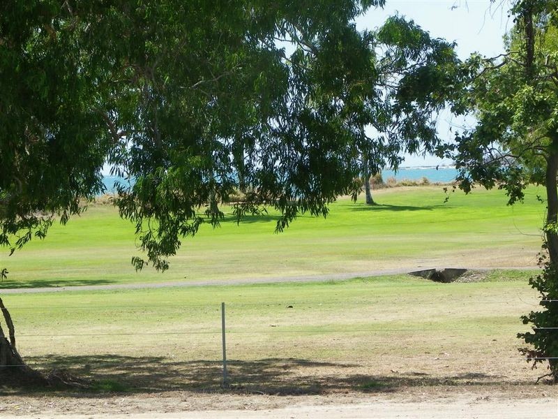 27 Golf Links Road, Bowen QLD 4805