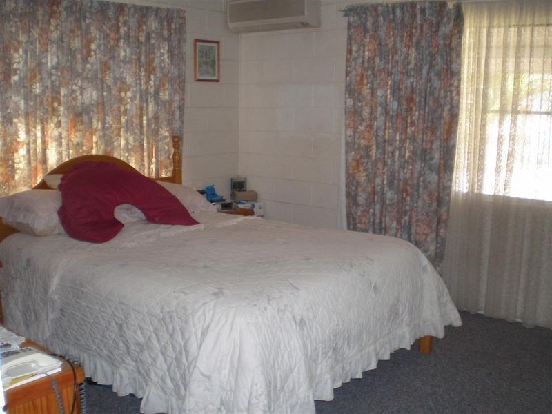 15 Eyles Road, Bowen QLD 4805