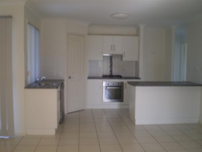 2/2 Cullen Close, Bowen QLD 4805