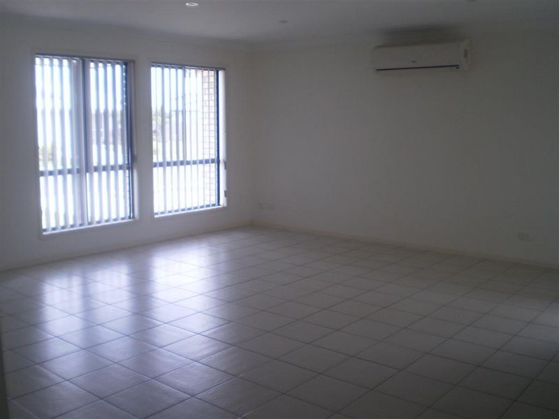 2/2 Cullen Close, Bowen QLD 4805