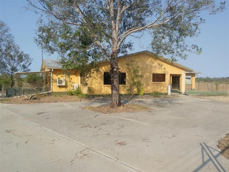 18502 Bruce Highway, Bowen QLD 4805