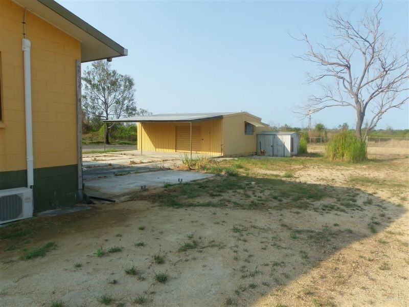 18502 Bruce Highway, Bowen QLD 4805