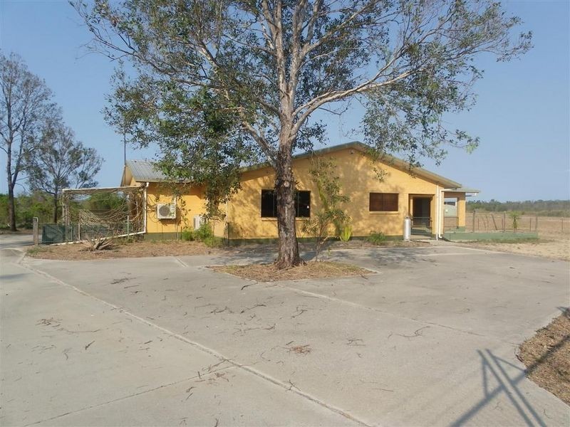 18502 Bruce Highway, Bowen QLD 4805