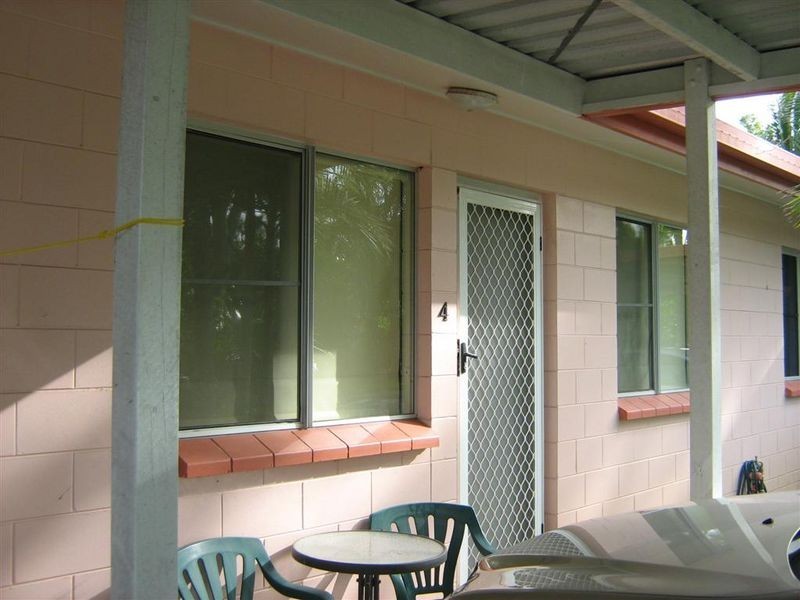 4/41 Crofton Street, Bowen QLD 4805