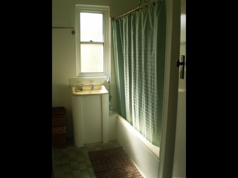 42 Field Street, Bowen QLD 4805