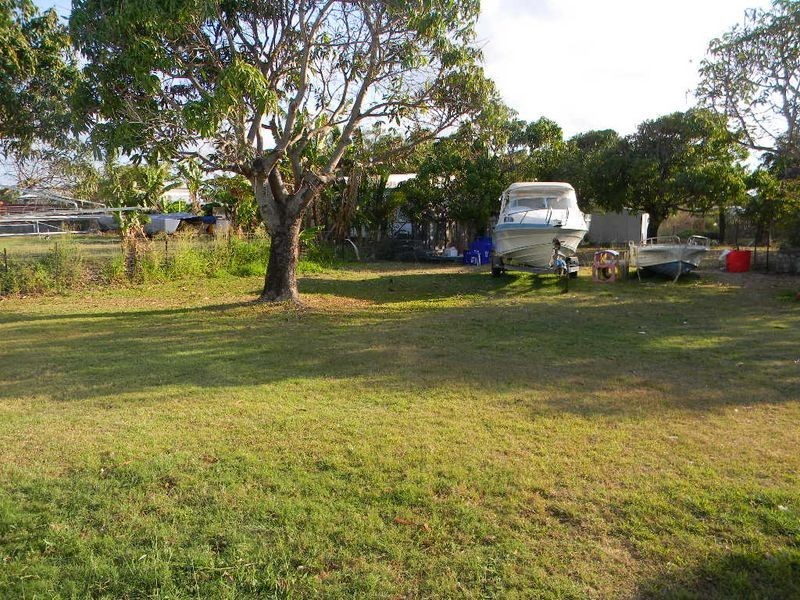 5 Leichhardt Street, Bowen QLD 4805